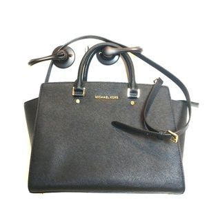 Michael Kors Selma Bag